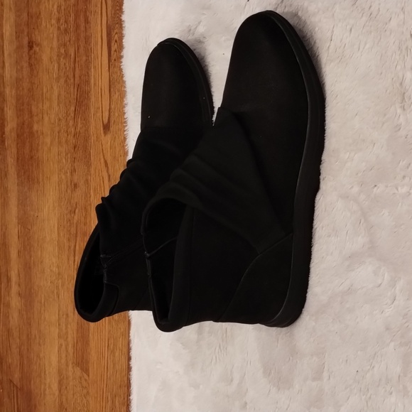 Cloudsteppers By Clarks Womens Black Ankle Boots Size 9 Cushion Bootie - Picture 6 of 13